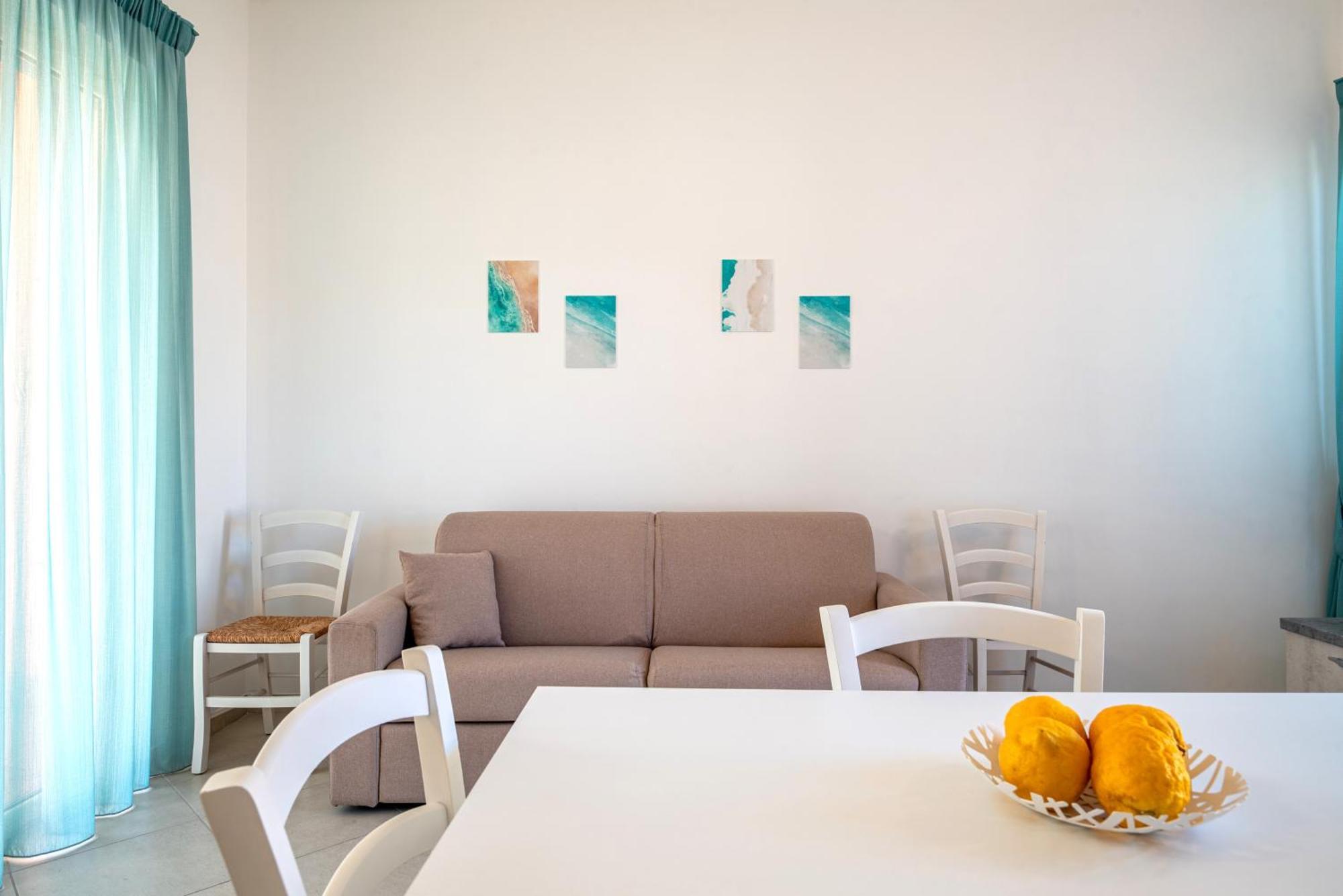 Icaro Residence Apartments With A Beautiful Pool SantʼAgata di Militello Buitenkant foto